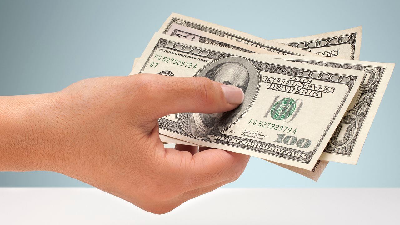 Baja del Dólar, Sigue Cayendo en Semana Santa