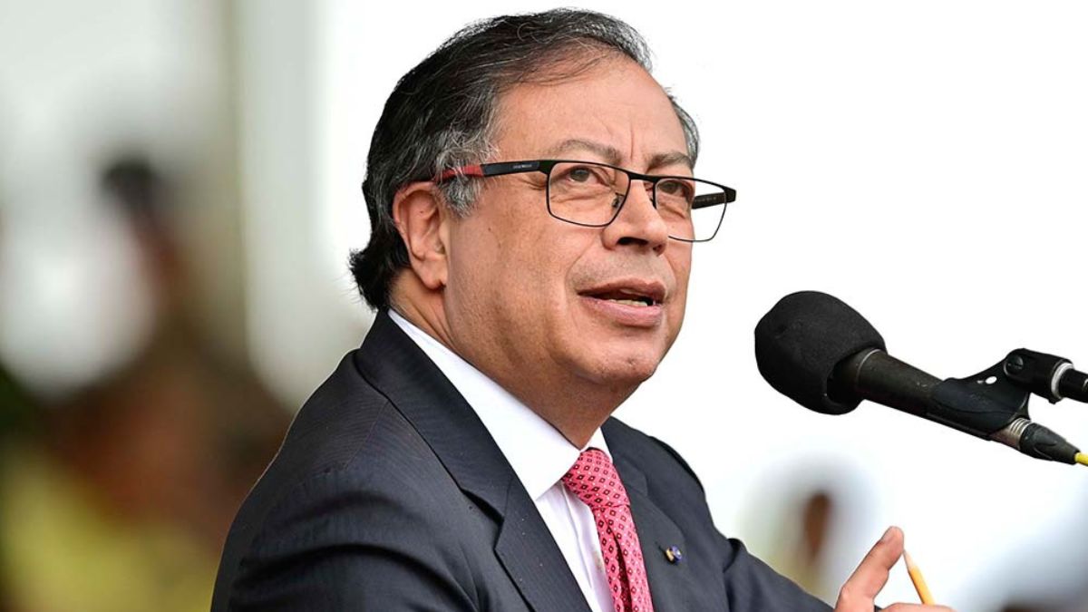 Petro insiste en reducción de tasas de interés
