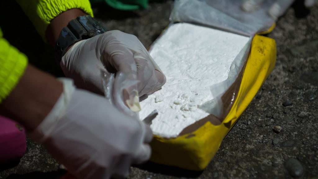 Colombianos fueron detenidos en España por llevar cocaína