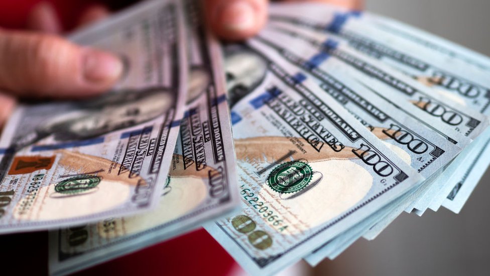 Dólar en Colombia cayó a cifra no vista desde 2022
