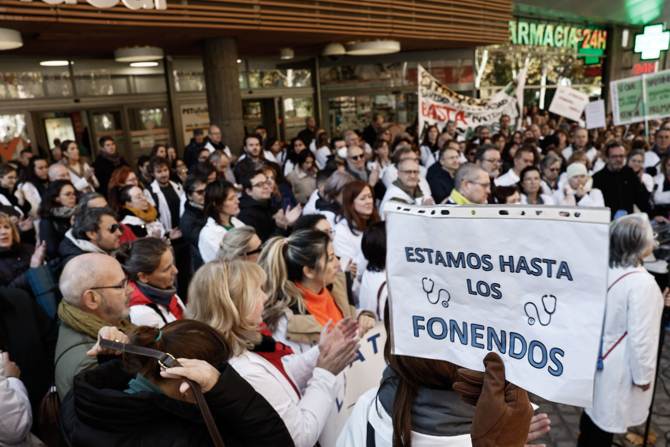Sector de la salud se unirá a marcha del 21 de abril contra Petro