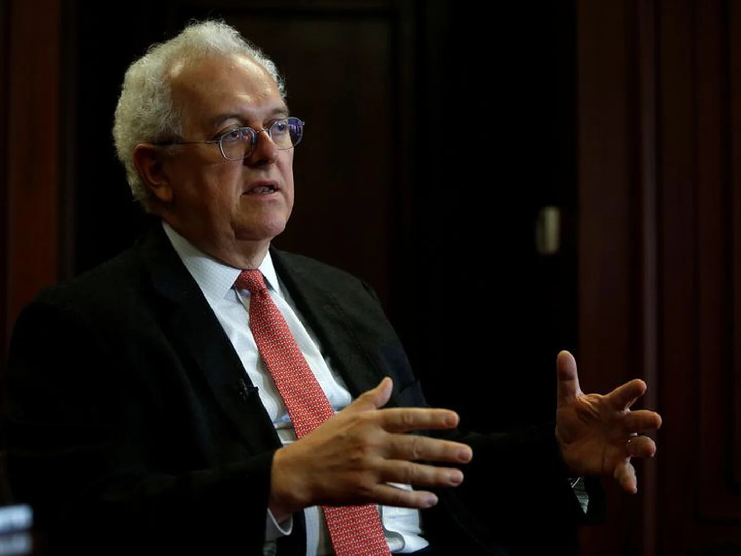"Debe pagar": exministro de Hacienda de Petro