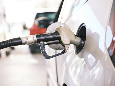 Alertan por grave problema en bombas de gasolina en Colombia