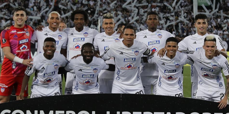 Junior de Barranquilla vs. Universitario de Perú: Un Duelo Clave en la Copa Libertadores
