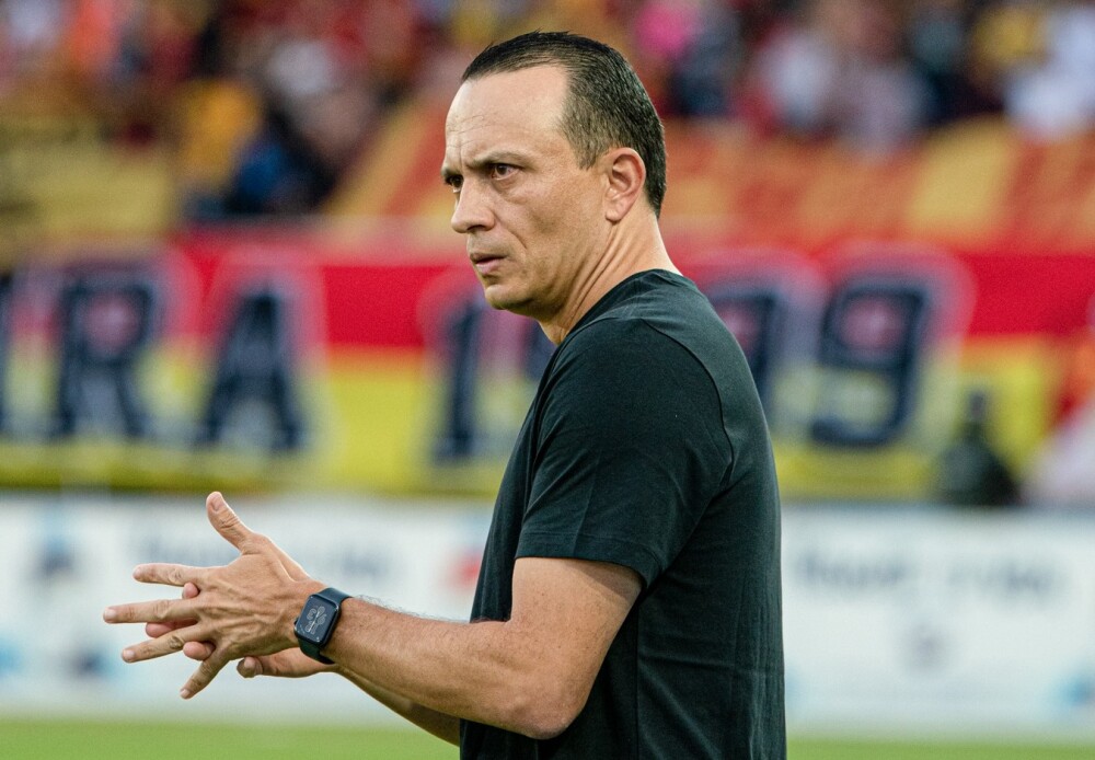 Primer Candidato Rechaza Oferta de Técnico del América