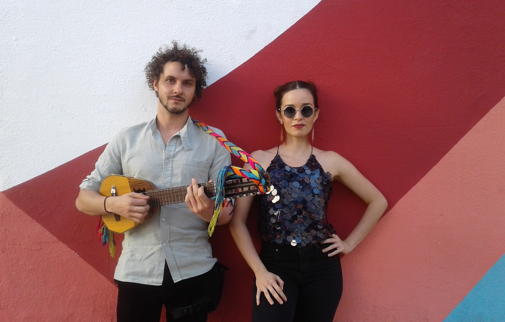 Monsieur Periné se reencuentra con Colombia