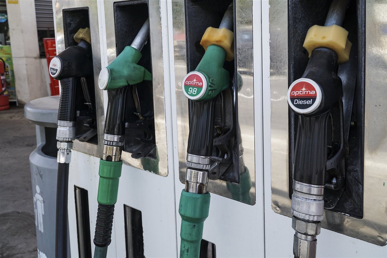 Gobierno confirmó que vienen dos aumentos para el combustible