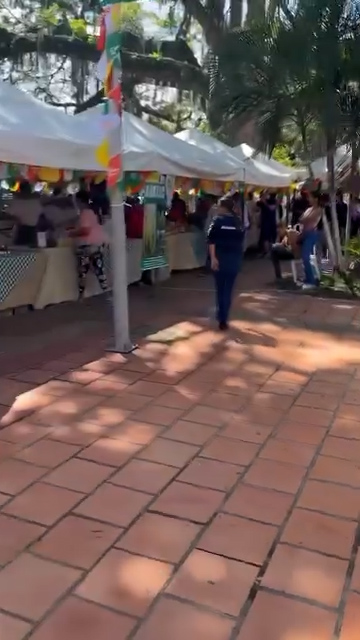 Mercado campesino y la feria de emprendimiento