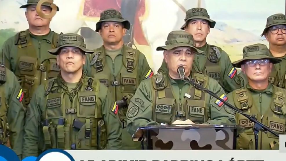 Militares venezolanos reafirman su respaldo al régimen de Maduro