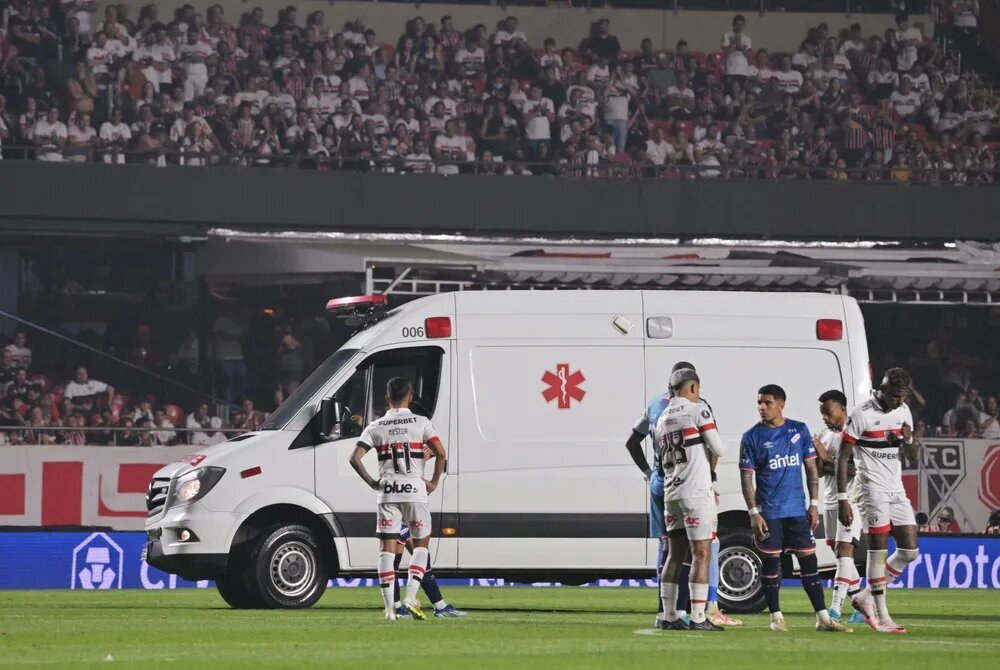 Juan Izquierdo colapsa en el Morumbí por arritmia cardíaca