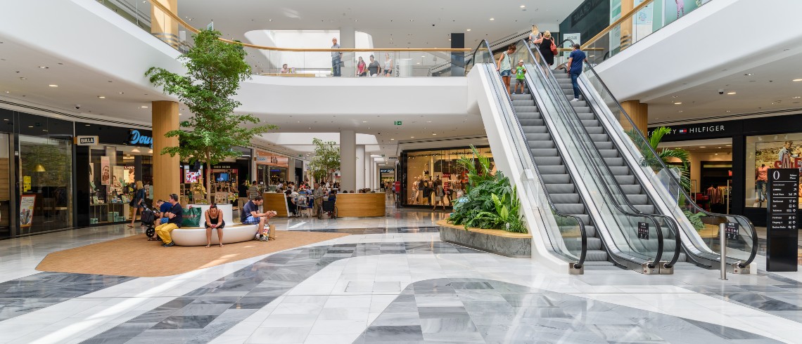 Preocupación por situación de centros comerciales en Colombia