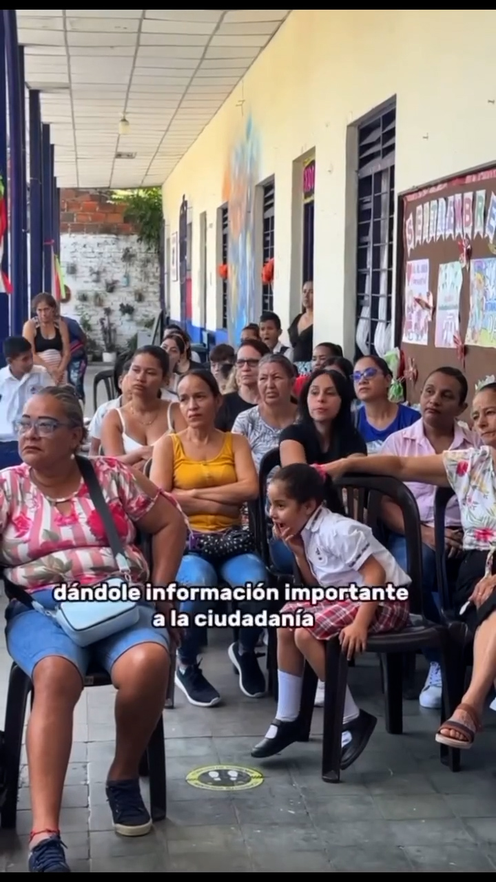 Capacitación de seguridad vial en la I E Emperatriz Bueno