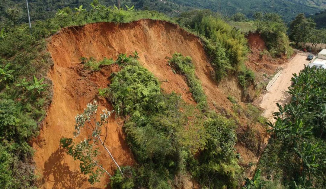 Alerta roja en Risaralda por deslizamientos de tierra
