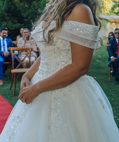 Novia sufrió quemaduras luego de que su vestido se incendiara