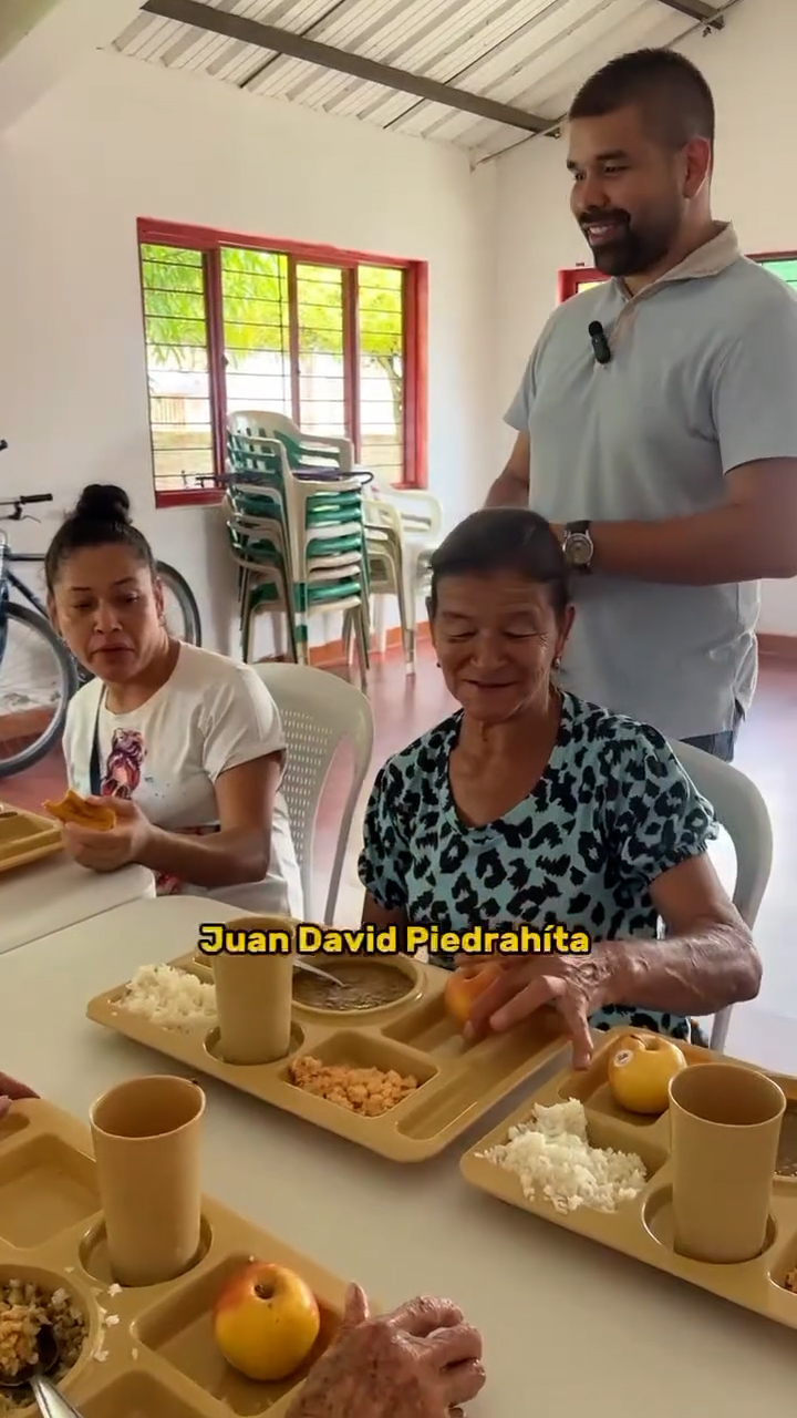 Entrega diaria de almuerzos en el barrio San Pablo continúa sin descanso