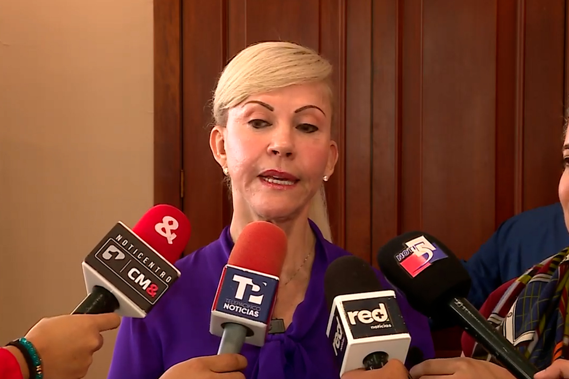Dilian Francisca Toro celebra reducción del desempleo en el Valle