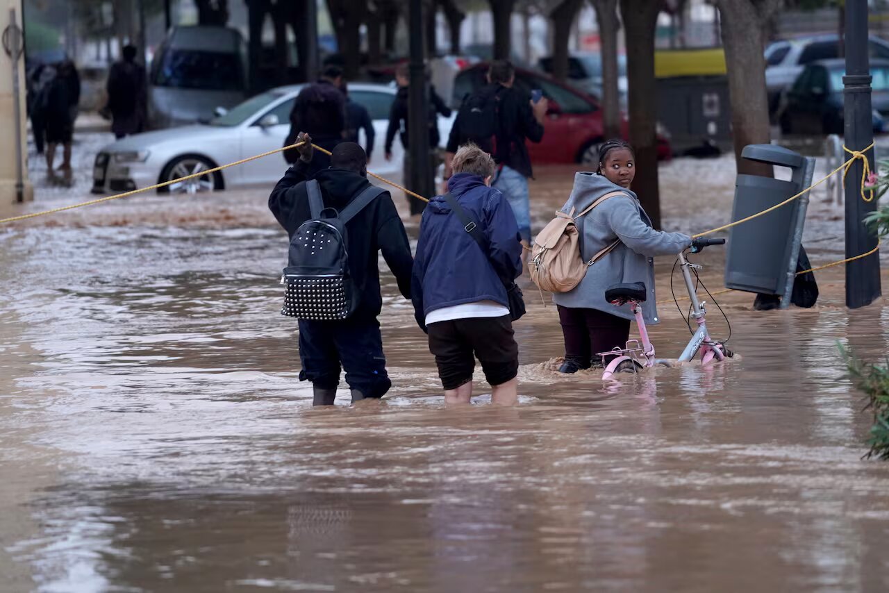 Rescate y Esperanza en Inundaciones Históricas en España