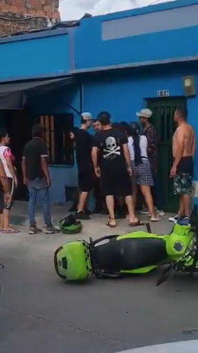 Agresión a policías durante un operativo