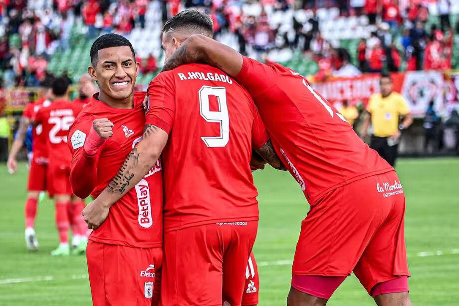América enfrenta al Junior en el inicio de los cuadrangulares