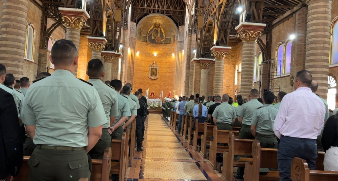 Alcaldía de Pereira celebró los 133 años de la Policía Nacional con un emotivo homenaje
