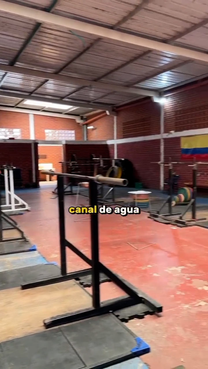 Inician obras de reparación de la cubierta del Coliseo de Pesas