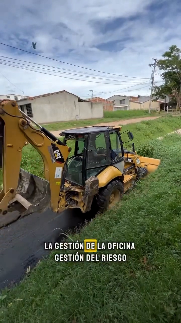 Continúa la limpieza de zanjones