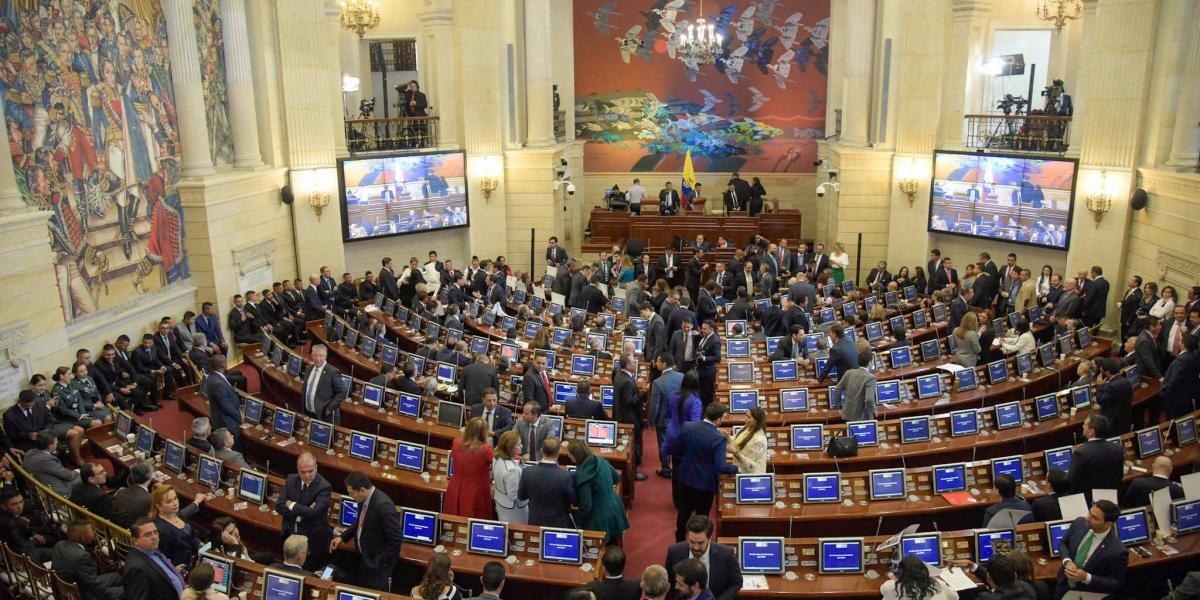 Hundimiento de la reforma tributaria y crisis fiscal
