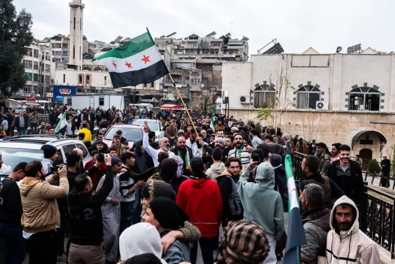 Rebeldes declaran Damasco "libre" y aseguran huida de Al Assad