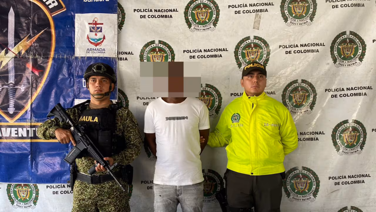 Desmantelan centro clandestino de armas en Buenaventura