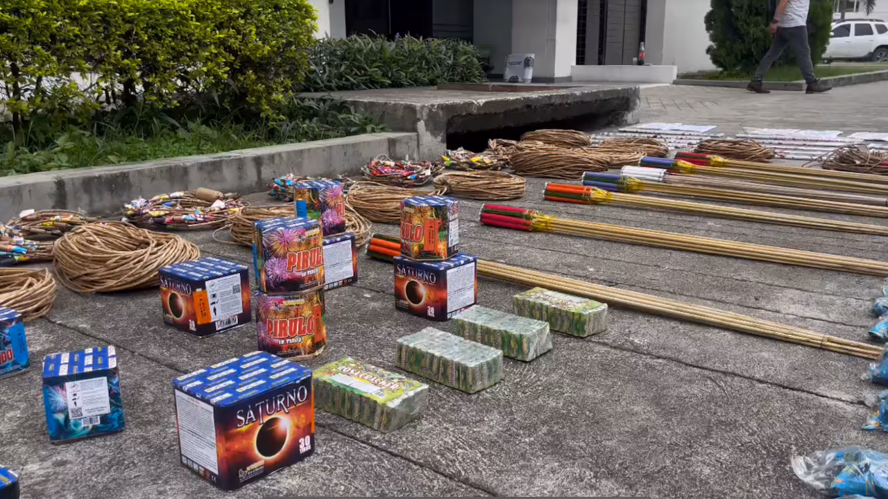 Policía incauta millonario cargamento de pólvora
