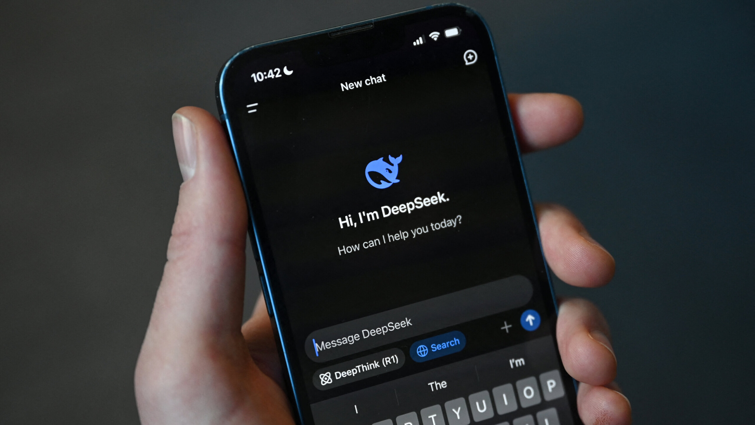 DeepSeek desafía a ChatGPT con su IA gratuita y revolucionaria