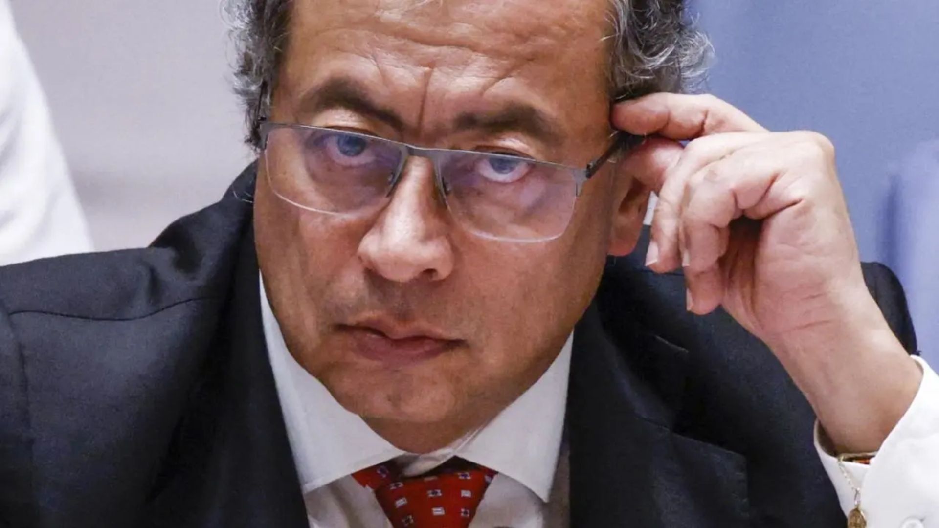 Presidente Petro suspende diálogos con el ELN