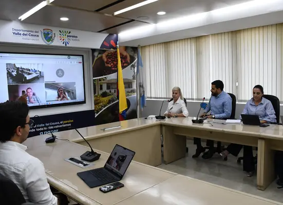 Valle del Cauca fortalece educación dual