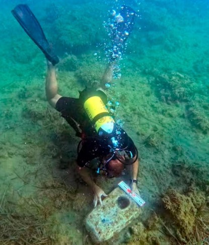 Hallan un barco de 2.500 años en las aguas de Sicilia.