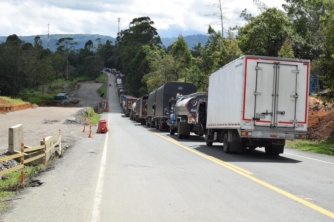 Terminan bloqueos en la vía Cali - Popayán