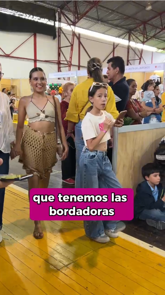 Desfile Artesanal en Expo Bordados 2025: Arte que cobra vida