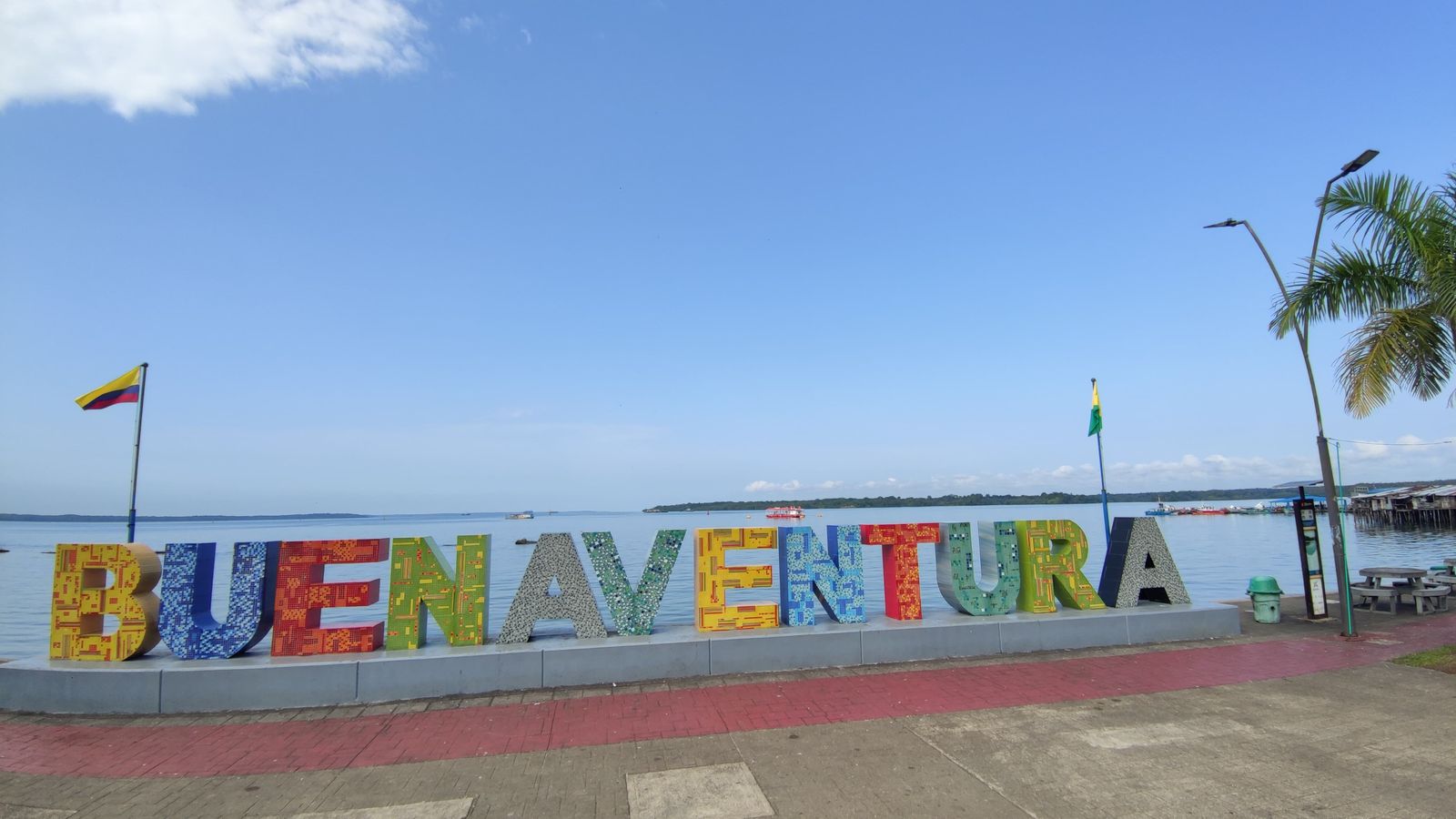 Gobernadora del Valle traslada su despacho a Buenaventura
