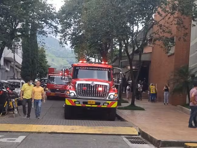 Once personas intoxicadas por inhalación de gas