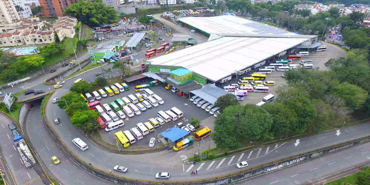 Pereira impulsa su terminal y escala en el país