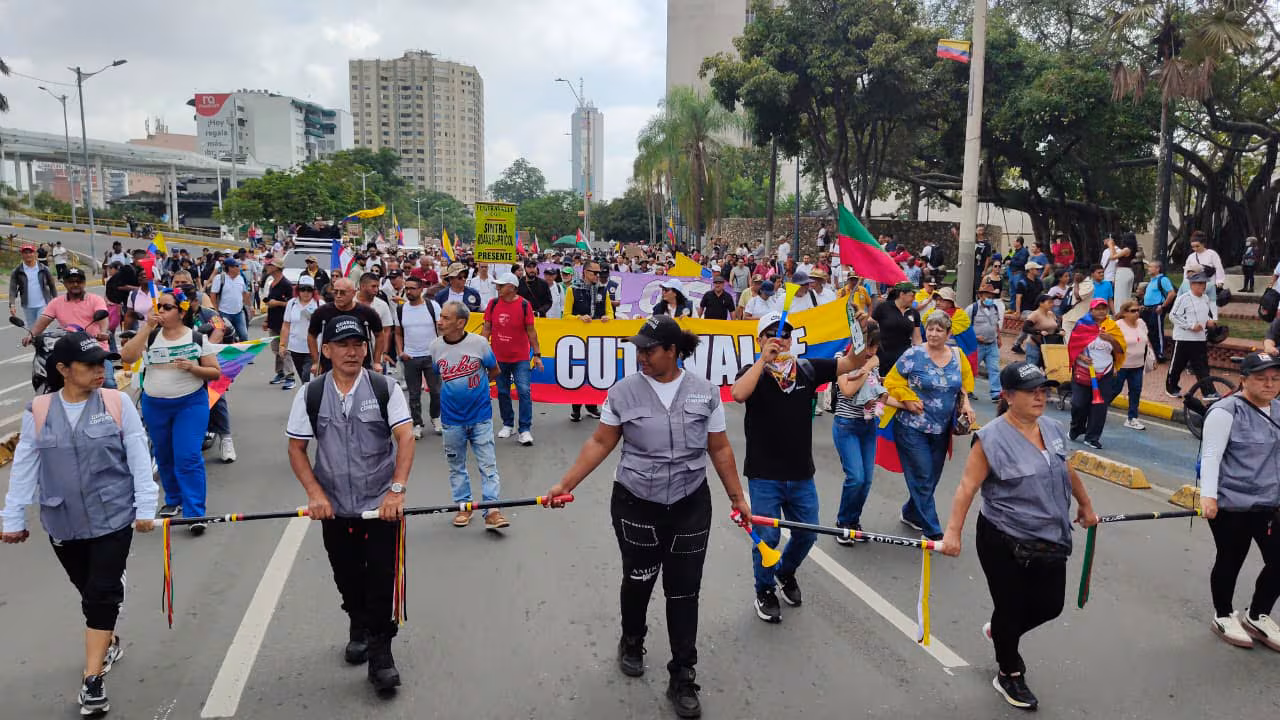 Marchas en el Valle culminaron sin alterar el orden