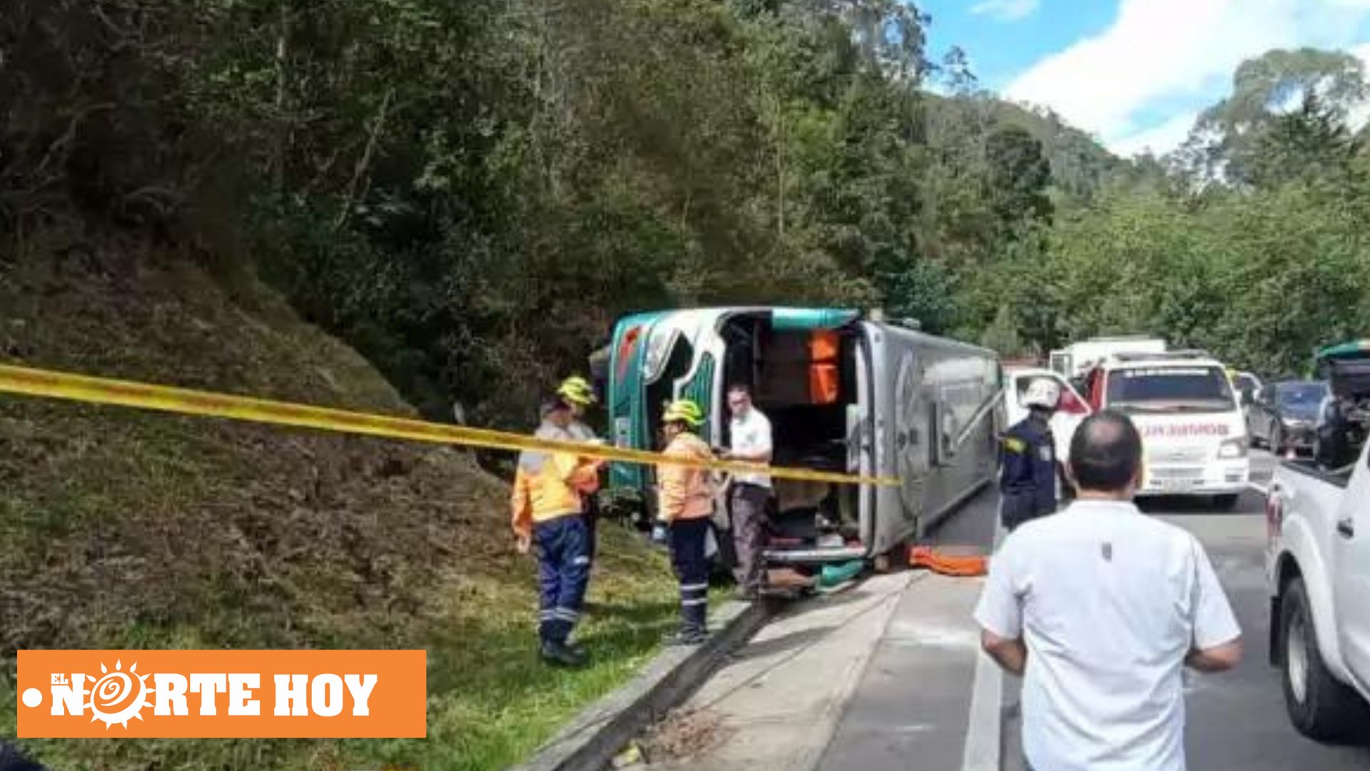 Trágico accidente, deja un muerto y 11 heridos. - El Norte Hoy