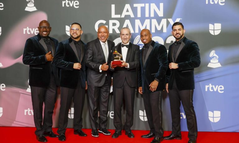 Grupo Niche Triunfa en los Latin Grammy 2023