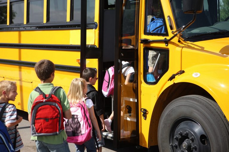 Por ataque a bus escolar refuerzan la seguridad