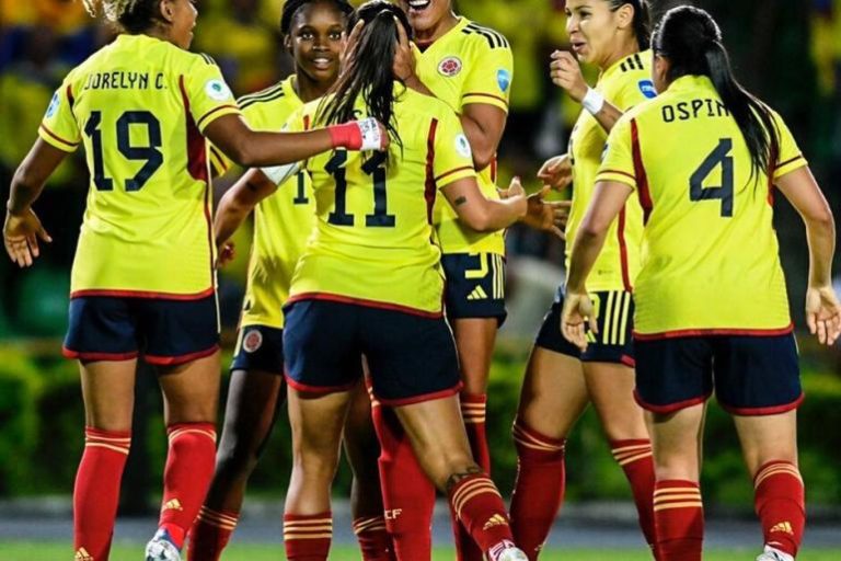 ¡Hoy arranca el fútbol femenino en Colombia!