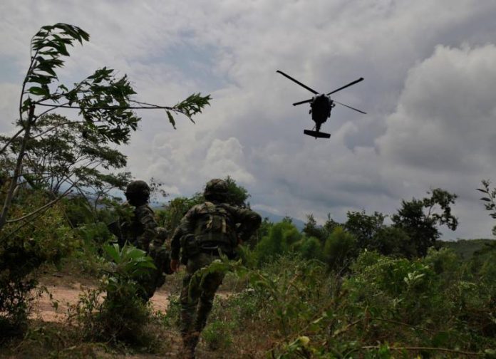 elicóptero Militar Se Estrella en Santa Rosa, Nueve Fallecidos