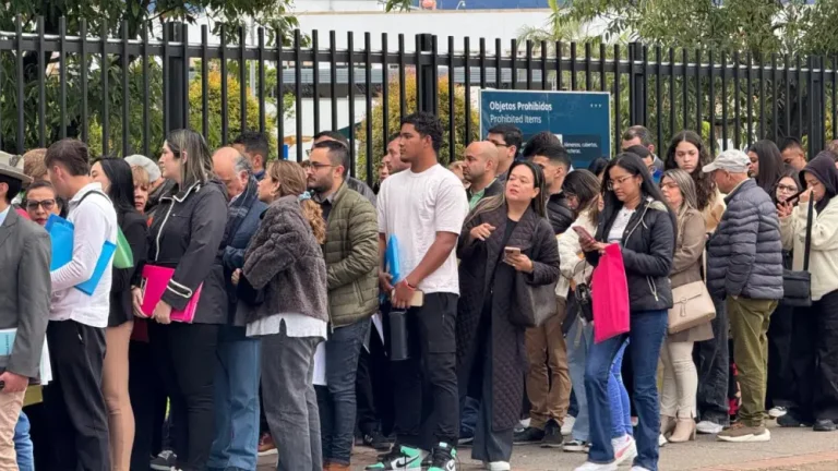 Congestión en Embajada de EEUU en Bogotá