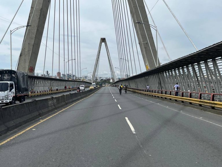 Viaducto César Gaviria requiere intervención urgente