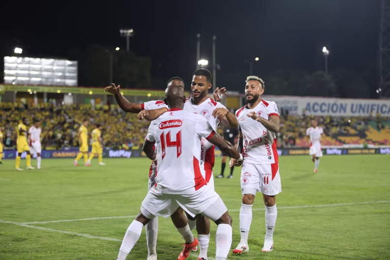 Atlético Nacional y América de Cali lideran la Liga BetPlay 2025-1