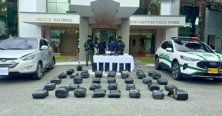 Capturan a dos hombres con varios kilos de marihuana