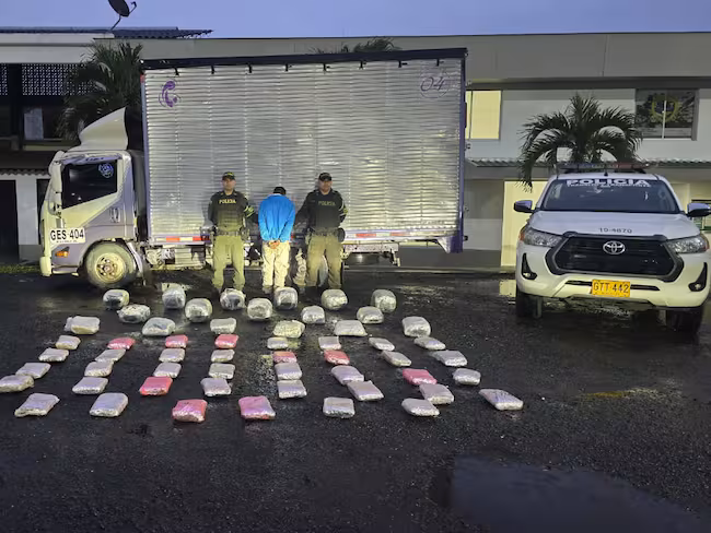Incautación de marihuana en transformadores eléctricos en vía al Valle